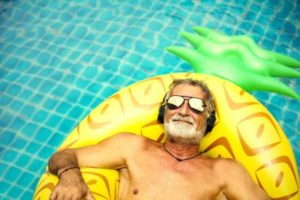 Read more about the article Como ter uma aposentadoria tranquila sem precisar (somente) do INSS
